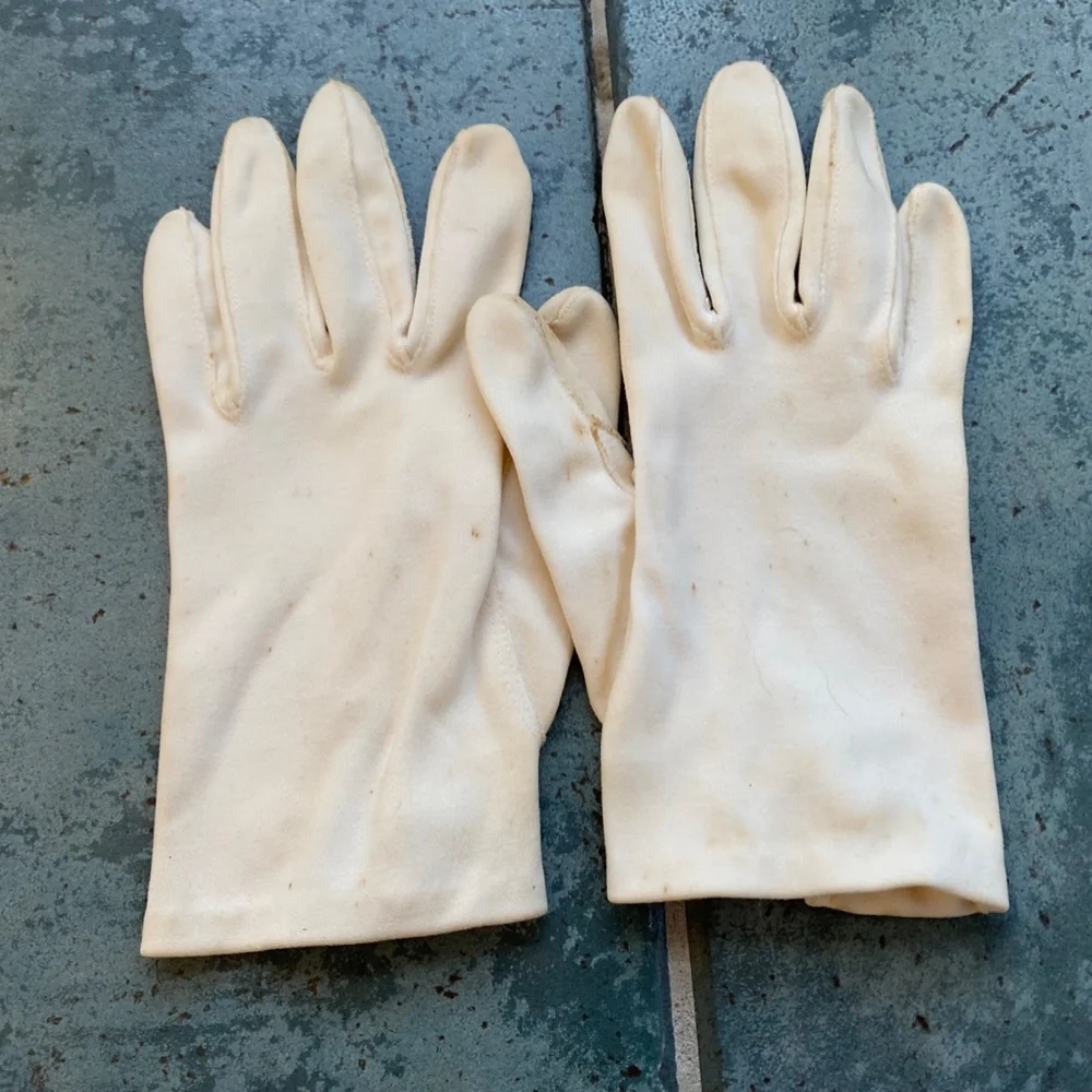 Vintage Women's White Gloves - Three Pairs
